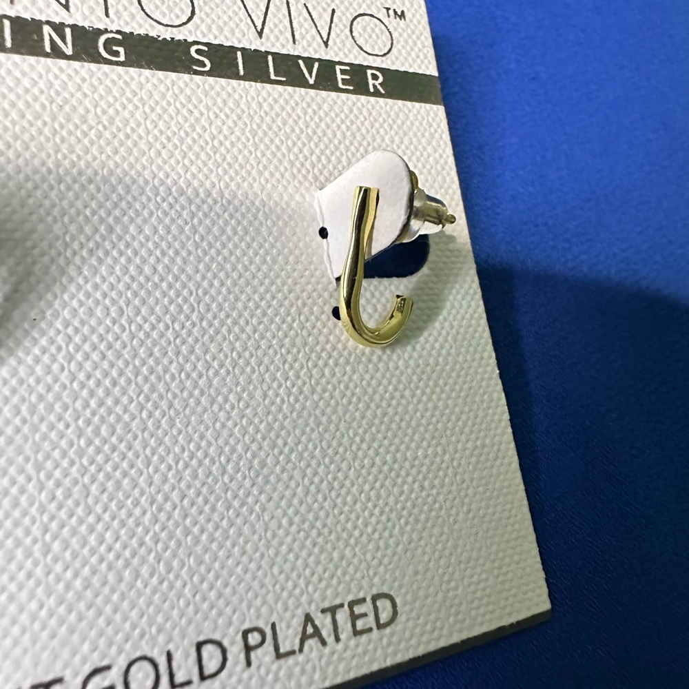 🎉 4/ $25 18K gold plated earrings, Argento Vivo - Picture 2 of 6